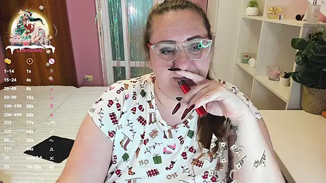 Snapshot of lovely_adelle chatting on December 26, 2:48 pm lovely adelle online show from December 26, 2:48 pm