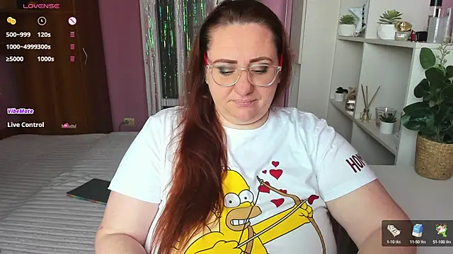 Snapshot of lovely_adelle chatting on February 18, 8:38 am lovely adelle online show from February 18, 8:38 am