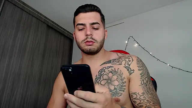 thomas gun online show from January 30, 2:15 pm