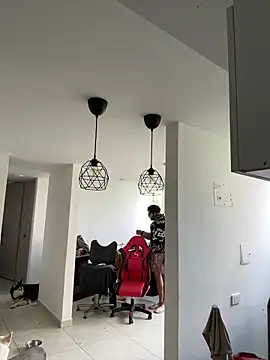 thomas gun online show from December 17, 3:40 pm