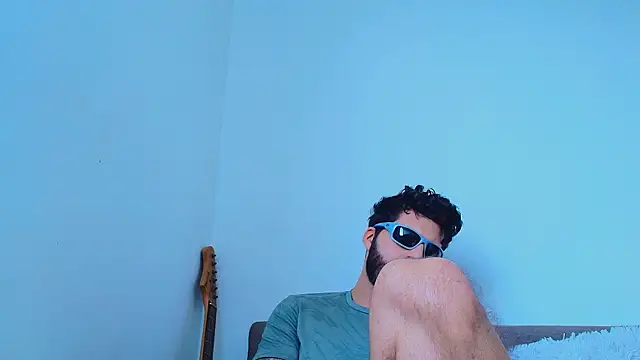 thomas gun online show from March 10, 5:40 pm