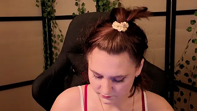 Diana Flower online show from February 12, 9:15 am