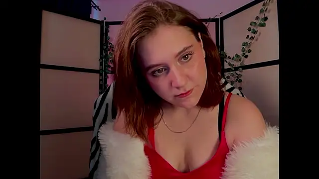 Snapshot of Diana_Flower chatting on June 21, 8:39 am Diana Flower online show from June 21, 8:39 am