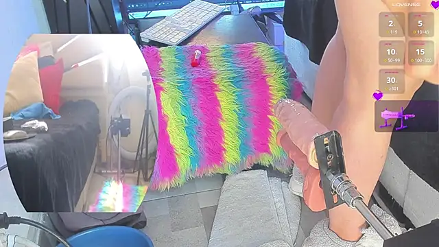 Snapshot of jolee__ chatting on November 22, 9:58 pm jolee online show from November 22, 9:58 pm