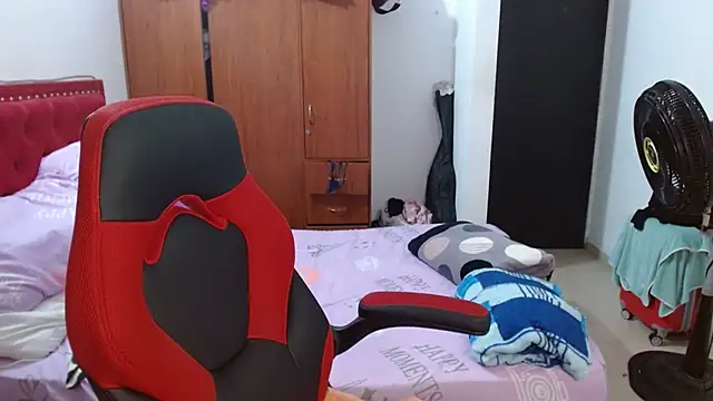 helenca43 online show from November 27, 10:17 am