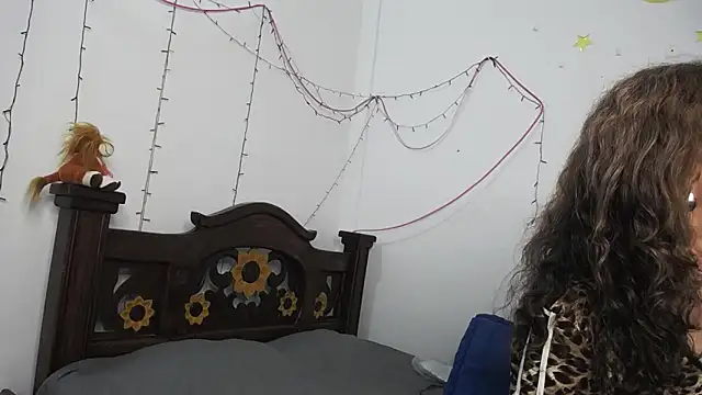 DominaLeona online show from March 9, 1:14 am