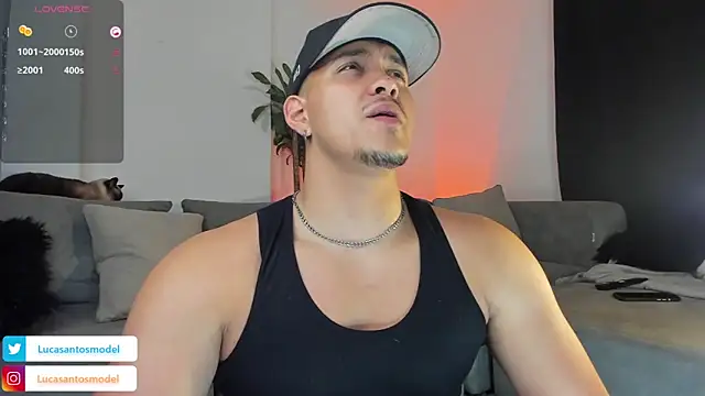 lucasanto  online show from March 19, 4:25 am