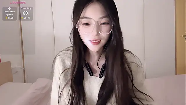 Sweet-Angel999 online show from March 1, 6:11 pm