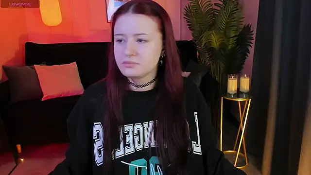 Lily Moonlight online show from March 1, 7:21 am