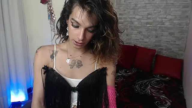 Dy Hanna online show from November 11, 10:21 pm