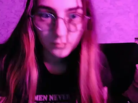 AliceMoonsea online show from March 12, 11:33 pm