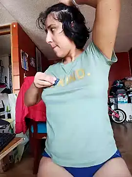 Snapshot of Im_Alma_ chatting on December 31, 3:09 pm Im Alma online show from December 31, 3:09 pm