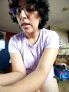 Snapshot of Im_Alma_ chatting on January 4, 8:27 pm Im Alma online show from January 4, 8:27 pm