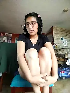 Snapshot of Im_Alma_ chatting on March 6, 4:07 pm Im Alma online show from March 6, 4:07 pm