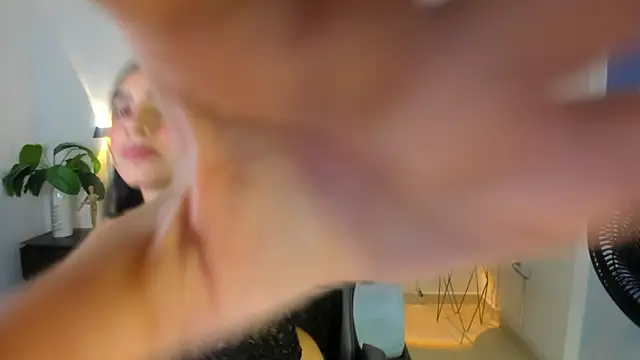 Snapshot of dalila30x chatting on September 9, 2:55 am dalila30x online show from September 9, 2:55 am