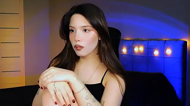 Stacy Gonzales  online show from December 15, 9:13 am