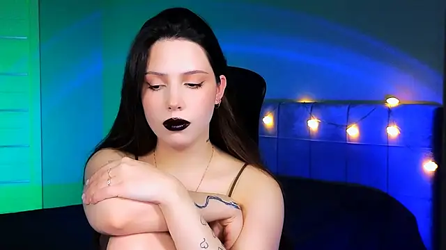 Stacy Gonzales  online show from February 12, 9:31 am