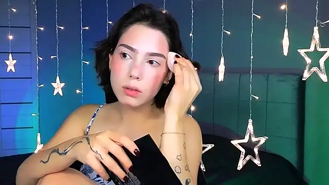 Stacy Gonzales  online show from October 26, 6:30 am