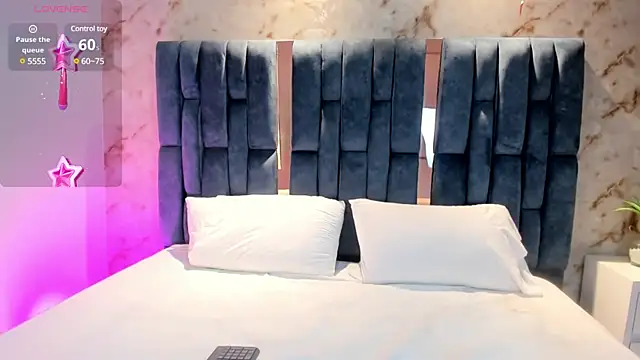 RoseTaylor   online show from February 12, 5:26 am