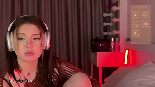 MENNDI online show from January 31, 6:25 pm