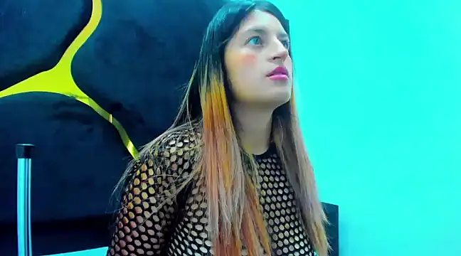 GiaRoussel online show from February 22, 1:46 pm