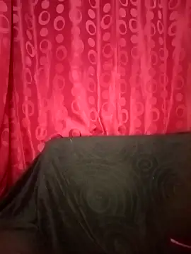 ifeelverywet andhot online show from January 18, 7:37 pm