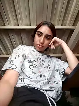 ifeelverywet andhot online show from January 29, 7:00 pm