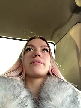 -Sexy Barbie- online show from February 25, 10:04 am