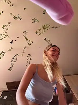 -Sexy Barbie- online show from October 18, 2:58 am