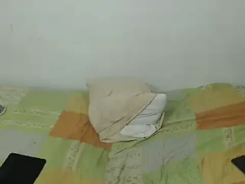 Snapshot of lolitabauer2 chatting on January 11, 1:59 am lolitabauer2 online show from January 11, 1:59 am