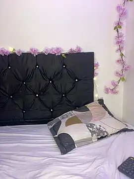 alisson carolina73 online show from January 18, 10:49 pm