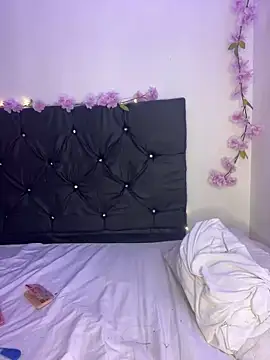 alisson carolina73 online show from January 26, 8:02 pm