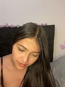 alisson carolina73 online show from January 28, 2:11 am