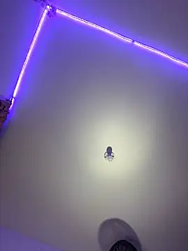 alisson carolina73 online show from February 4, 4:15 am