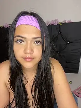 alisson carolina73 online show from February 10, 8:20 am