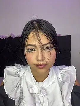 alisson carolina73 online show from February 14, 11:31 pm