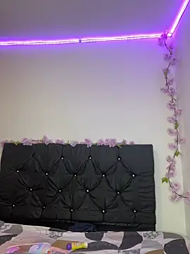 alisson carolina73 online show from March 7, 3:19 am