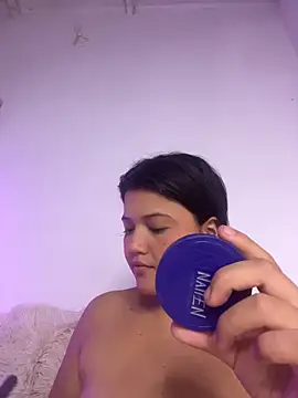 Snapshot of alisson_carolina73 chatting on May 17, 2:09 am alisson carolina73 online show from May 17, 2:09 am