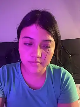 Snapshot of alisson_carolina73 chatting on July 3, 9:54 pm alisson carolina73 online show from July 3, 9:54 pm