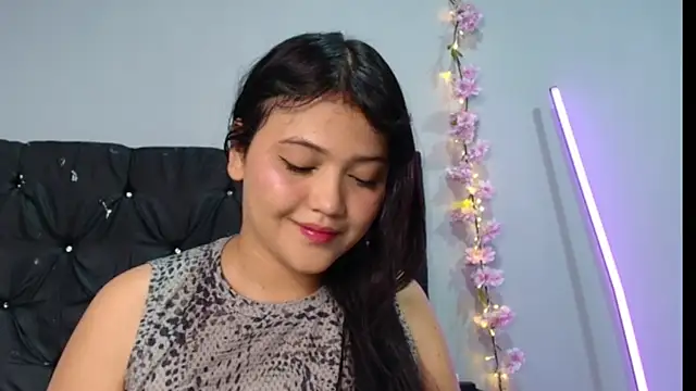 Snapshot of alisson_carolina73 chatting on July 25, 5:05 am alisson carolina73 online show from July 25, 5:05 am