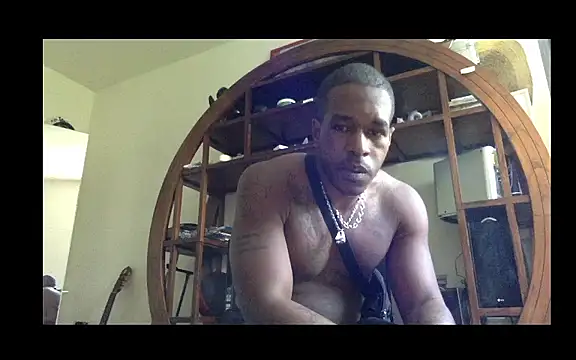 POPAYE972 online show from April 21, 4:12 pm