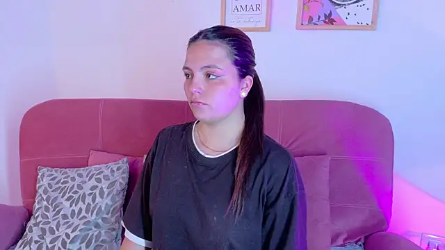 Juanita owens online show from April 21, 11:49 am