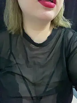 cansuozell online show from February 18, 12:06 pm