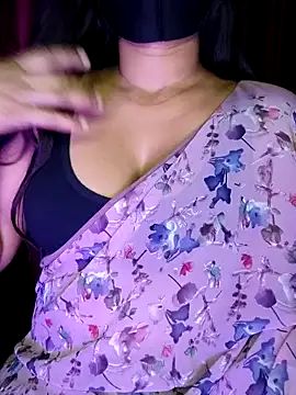 SexyAndHottie online show from January 5, 2:17 am