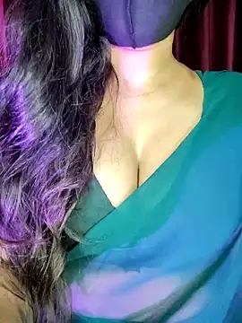 SexyAndHottie online show from January 24, 2:39 am