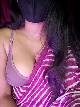 SexyAndHottie online show from March 1, 3:38 pm