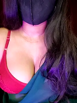 SexyAndHottie online show from March 2, 3:13 am