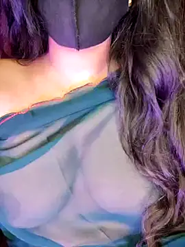 SexyAndHottie online show from March 9, 9:24 am