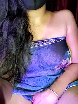 SexyAndHottie online show from March 9, 6:43 pm