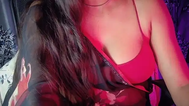 SexyAndHottie online show from November 10, 4:17 pm